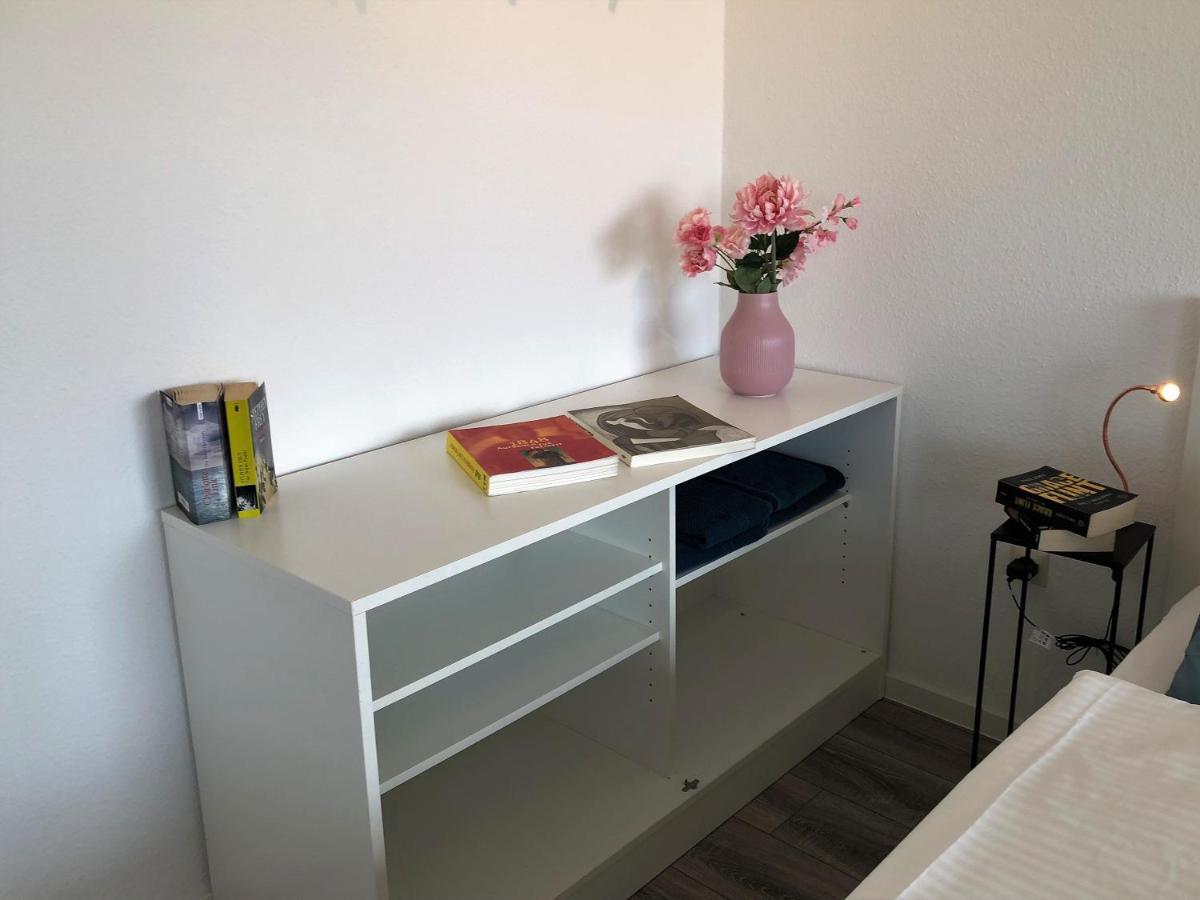 Grosses Appartement Mit Aussichtsbalkon Ludwigsburg Luaran gambar